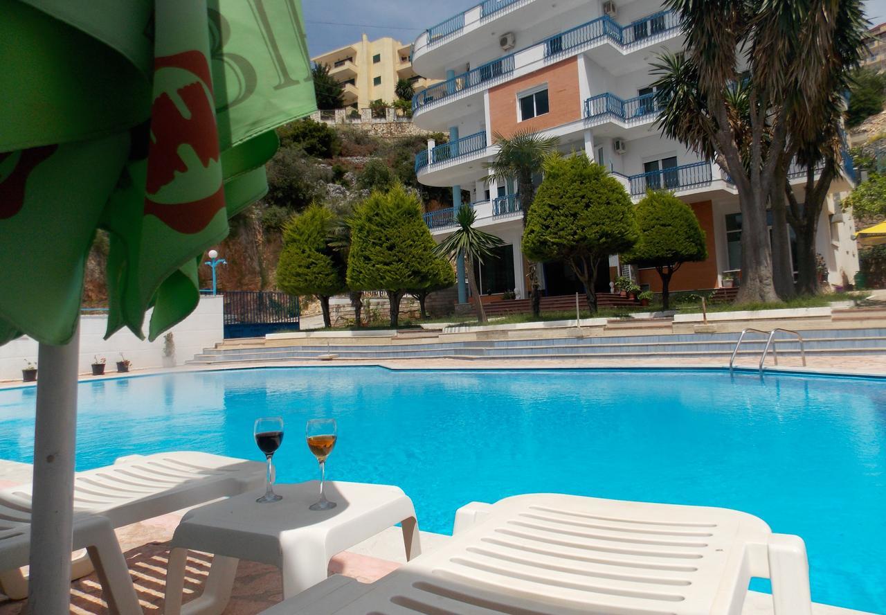 Hotel Dea Саранда Экстерьер фото
