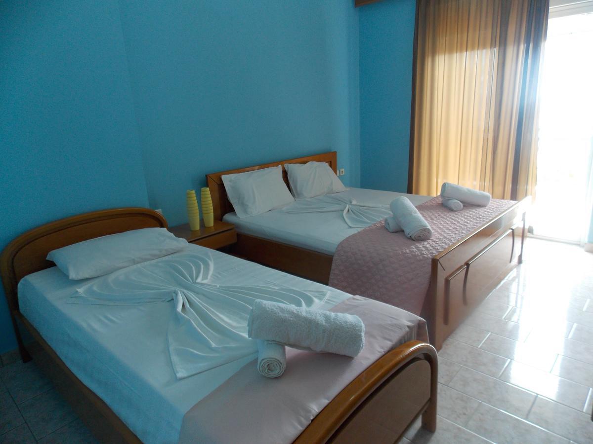 Hotel Dea Саранда Экстерьер фото
