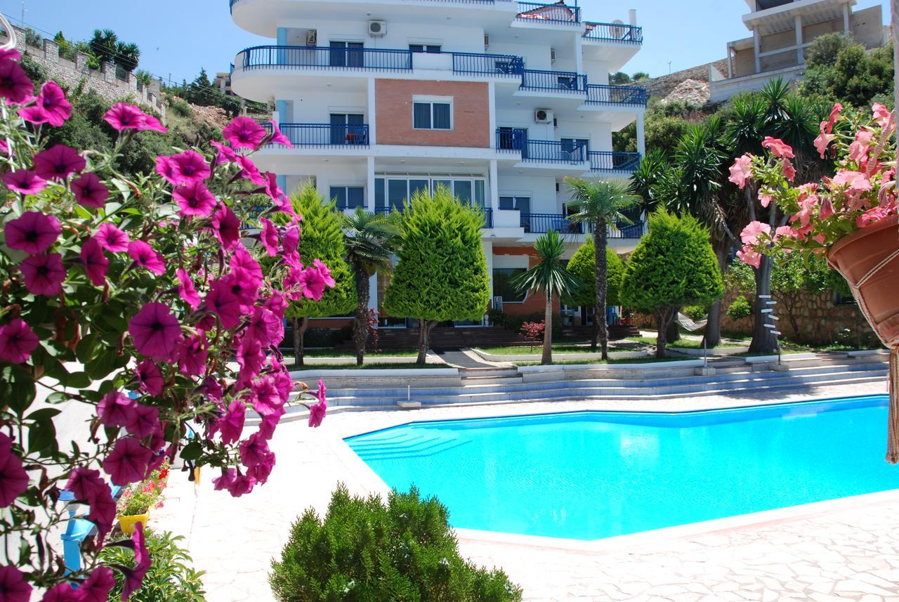 Hotel Dea Саранда Экстерьер фото