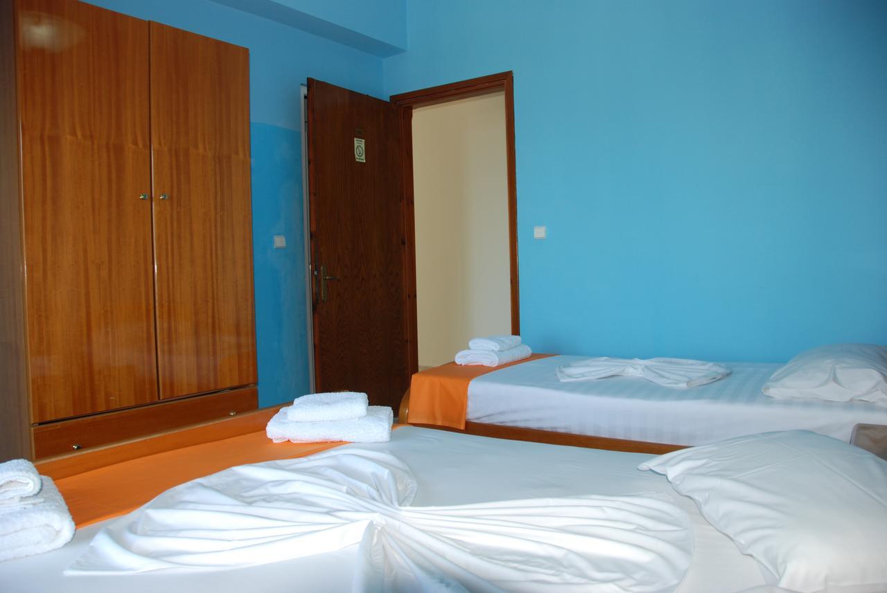 Hotel Dea Саранда Экстерьер фото