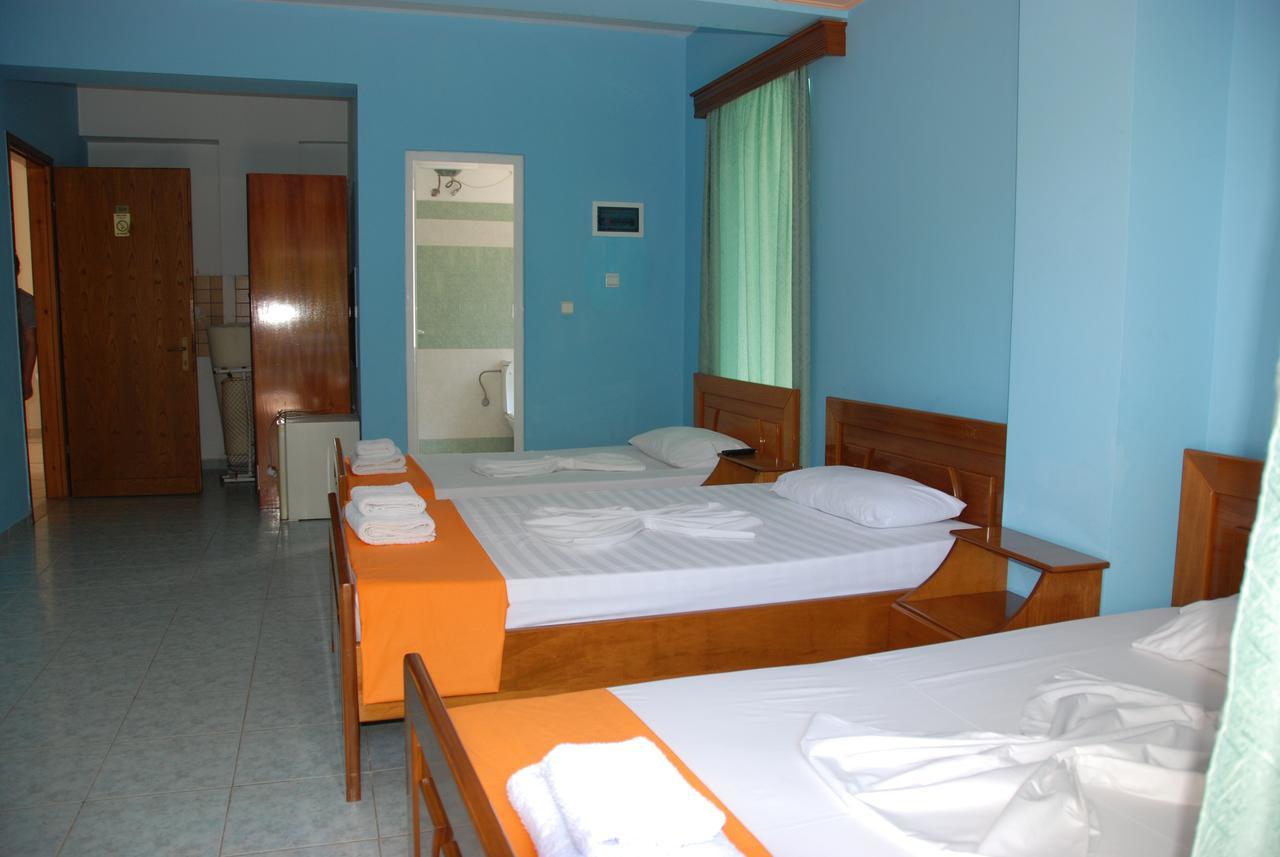 Hotel Dea Саранда Экстерьер фото